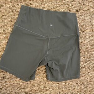 LuluLemon align short 4” Grey Sage women’s high waist